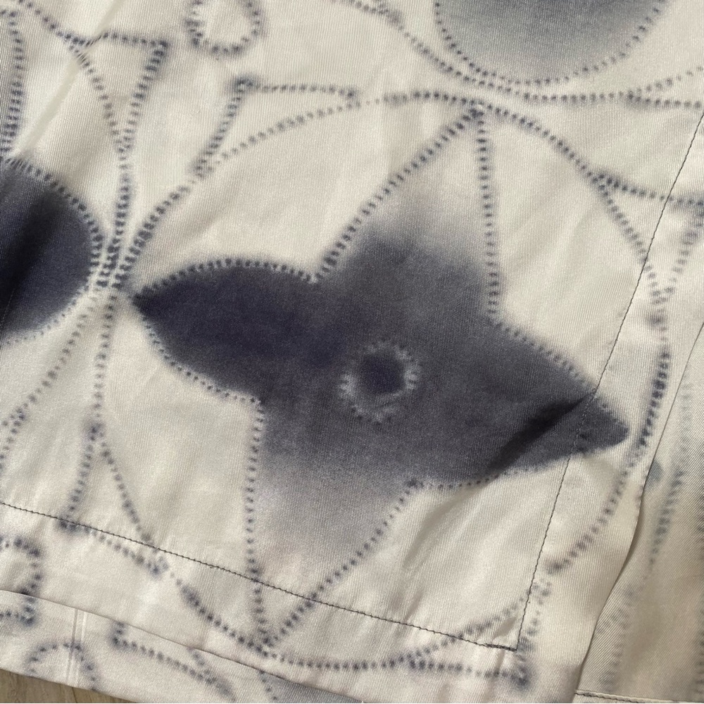 Louis Vuitton Abstract Cream and Gray Shirt